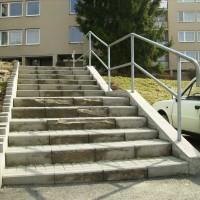 OPRAVA SCHODIŠTĚ NA SÍDLIŠTI LOGRY