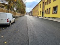 Opravy povrchů chodníků a vozovek v roce 2020